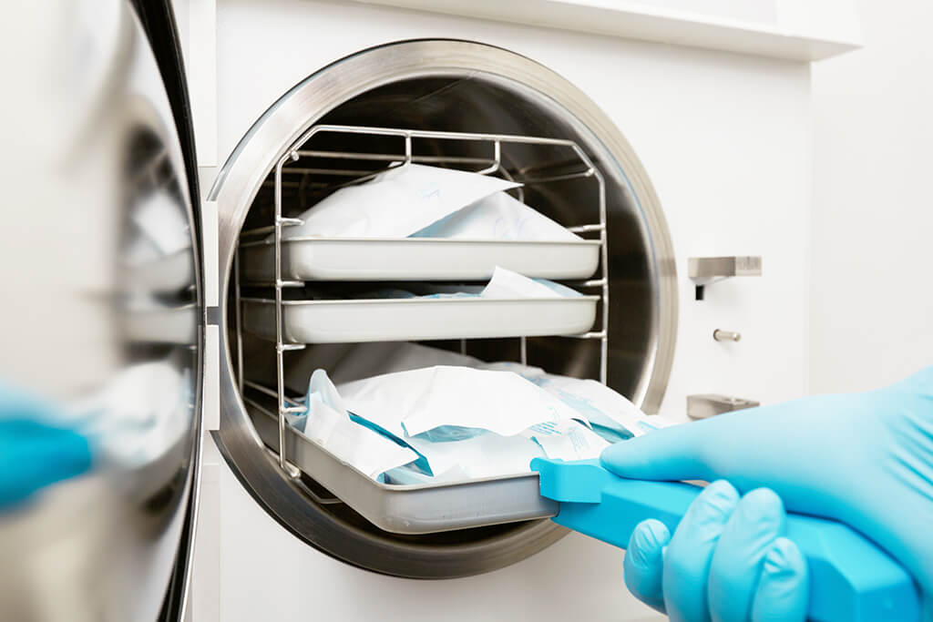 川崎市中原区新城・森岡デンタルクリニック